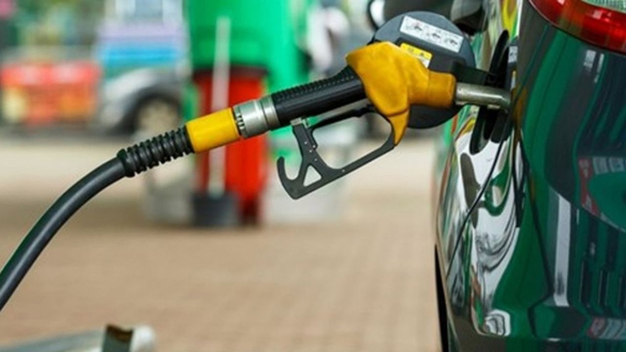 Benzin ve motorine büyük zam