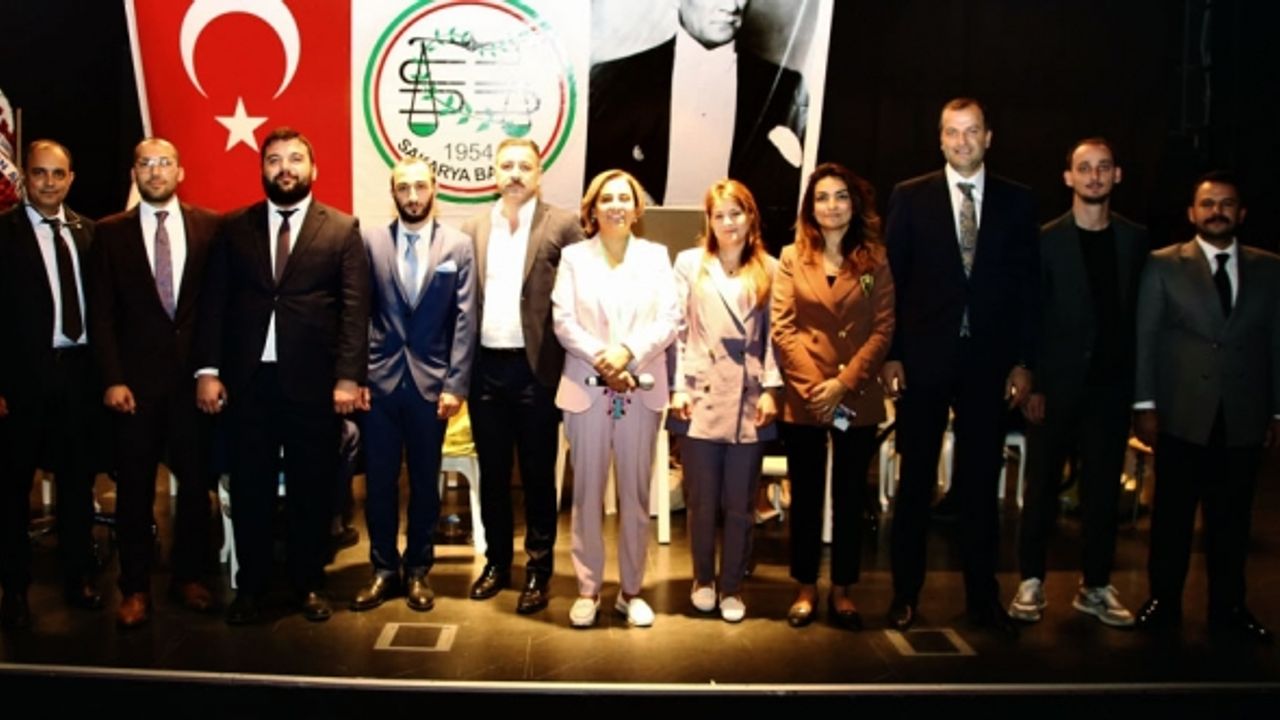 Sakarya Barosu'nda İlknur Ebiz Yıldız yeniden başkan!