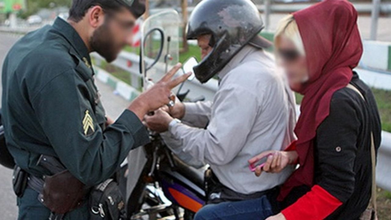 İran'da kameralı tesettür kontrolleri başlıyor