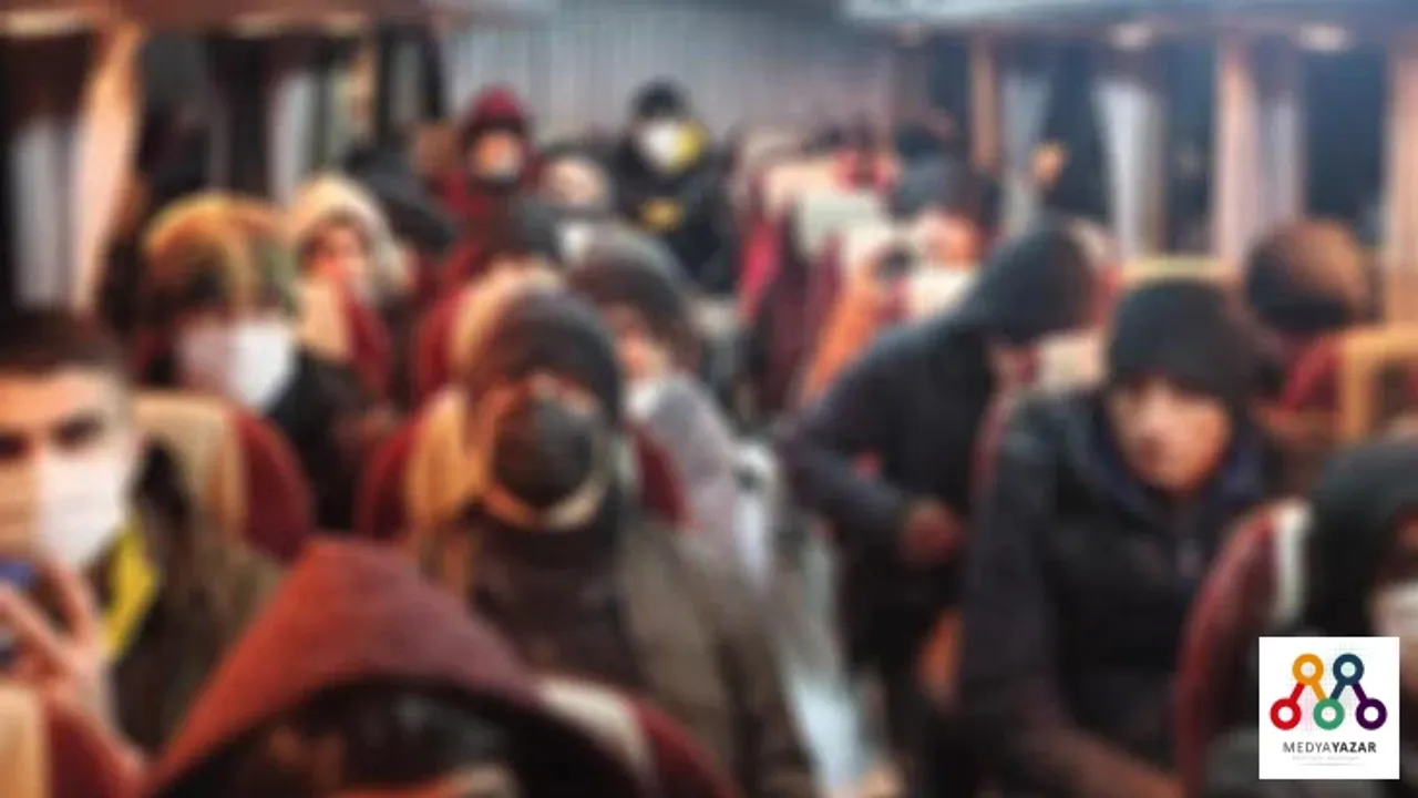 Kocaeli'de 21 düzensiz göçmen sınır dışı edildi