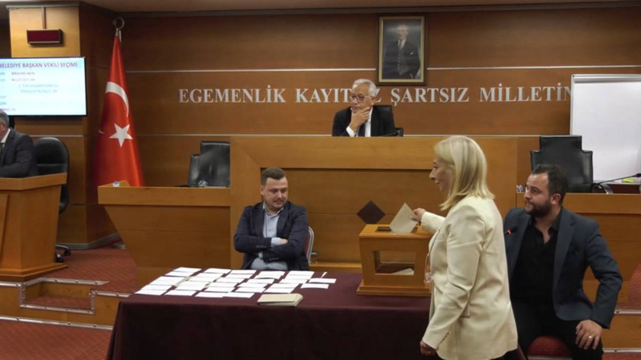 Bayrampaşa’da gergin seçim: Belediye AKP'ye geçti