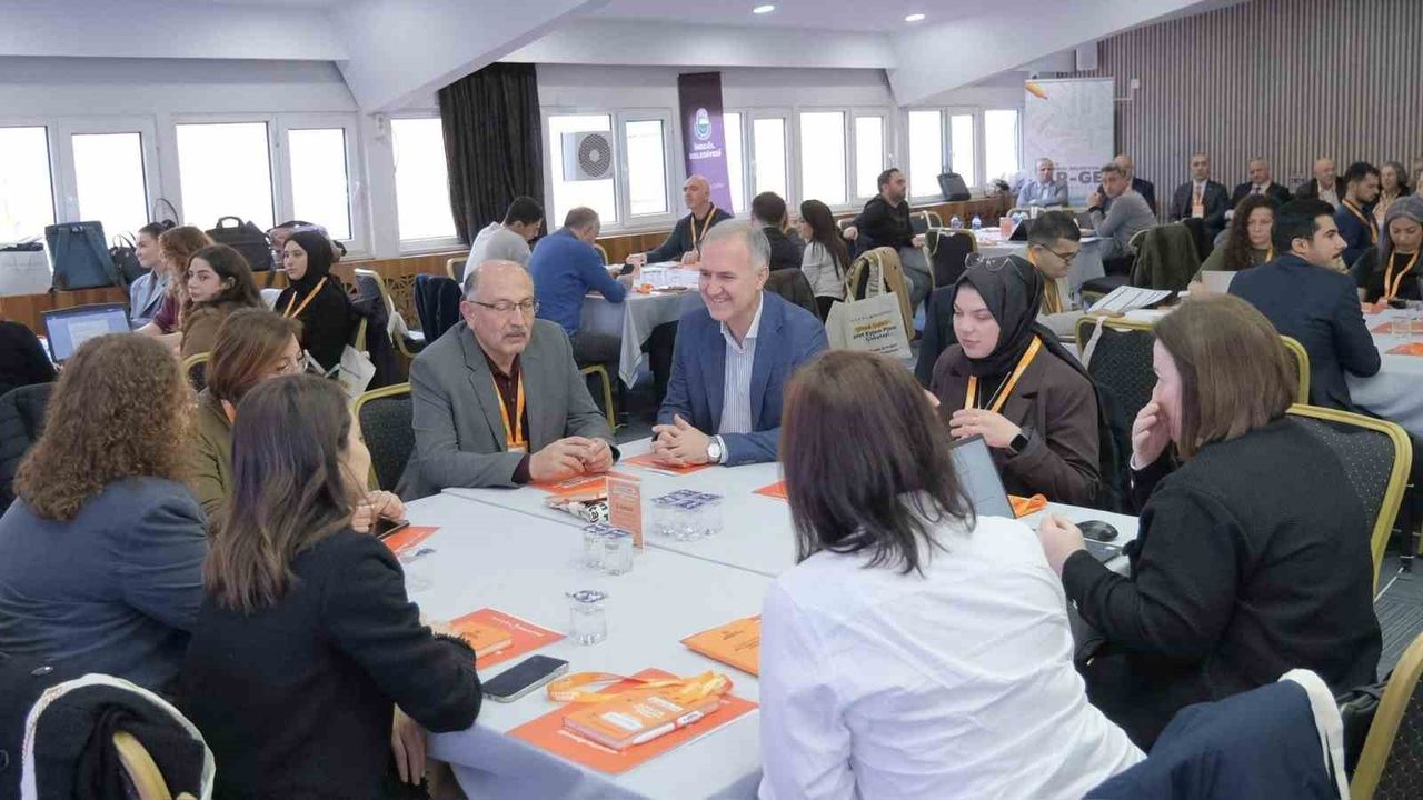 İnegöl'de çocuk odaklı afet eylem planı çalıştayı yapıldı
