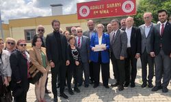 CHP Milletvekili Ayça Taşkent mazbatasını aldı