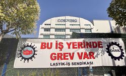 Corning fabrikasında işçiler greve çıktı