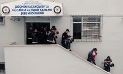 Türkiye genelinde göçmen kaçakçılarına operasyon