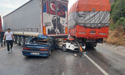 Sakarya'da zincirleme kaza: 1 ölü, 6 yaralı