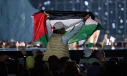 Provalarda protesto edilen İsrailli şarkıcı Eurovision finalinde