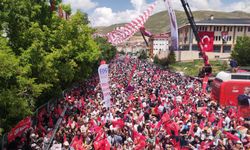 CHP 14 yıl sonra Bayburt’ta: İmamoğlu’na özgürlük talebi