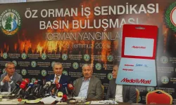 İşçiler yangınla boğuşurken, sendika gazetecilere hediye dağıttı