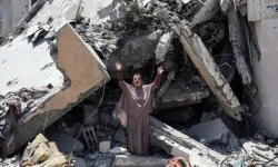 İsrail uçakları, İran’dan dönerken artan bombaları Gazze'ye atmış