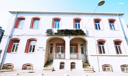 Üsküdar Belediyesi, Ensar Vakfı’na tahsis edilen binayı geri aldı