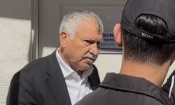 “Adana tutsak edilemez!” Zeydan Karalar’dan taş bina önüne direniş çağrısı