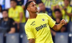 Fenerbahçe'de Jayden Oosterwolde'ye yeni sözleşme!