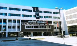 Antalya Büyükşehir Belediyesi'ne 'rüşvet' operasyonu: 17 gözaltı