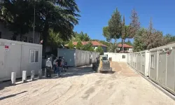 Sındırgı’da AFAD’tan 10 Konteyner Kuruldu