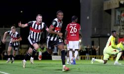 Manchester United 4.lig ekibine elendi