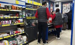 “Uzun mesai, düşük ücret, mobbing: Market işçileri tükeniyor”