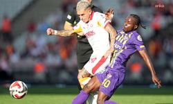 Galatasaray deplasmanda Eyüpspor'u 2-0'la geçti