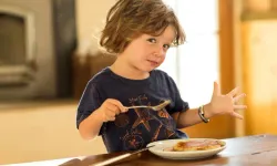 Uzmanlardan yemek seçen çocuklar için öneriler
