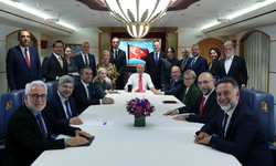 Ahmet Hakan itiraf etti: Erdoğan’a uçaktaki sorular önceden hazırlanıyor