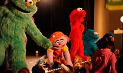 Susam Sokağı geri dönüyor