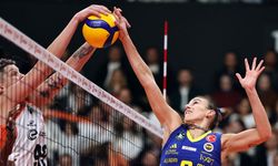 Fenerbahçe derbide Eczacıbaşı'nı 3-1'le geçti