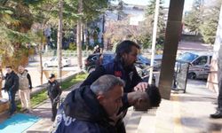 15 gün arayla bir kişiyi bıçakladı, bir kişiyi de öldürdü