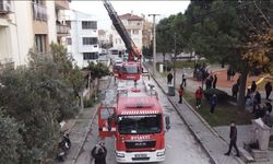 Balıkesir'de çatı yangını