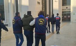 Balıkesir'de jandarma, sessiz aparatlı hırsızları kıskıvrak yakaladı