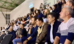 Başkan Durgut'tan Söğütspor Voleybol Takımına tribün desteği