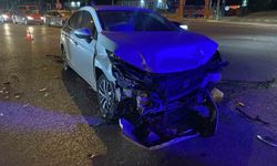Bursa'da kavşakta kaza: 1 ağır yaralı