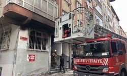 Fatih'te 4 katlı binanın temelinin çöktüğü iddiası: Salonun ortasında çukur oluştu