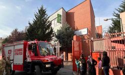 Fatih'teki ilkokulda panik anları, okul boşaltıldı: Gerçek ekipler gelince ortaya çıktı