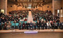 Hayata köprü sanat projesi kapsamında 'Altın Çağ' tiyatro gösterisi sahnelendi