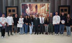 İGÜ öğrencilerinden Uluslararası Gastronomi Festivali'nde altın madalya başarısı