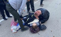 Motosikletin çarptığı kadın yaralandı