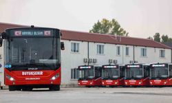 Sakarya'da toplu ulaşım filosuna 5 yeni metrobüs daha eklendi