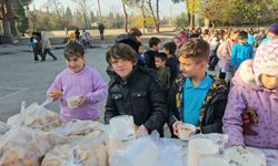 Sındırgı'da 'Yerli Malı Haftası' tarhana ve keşkekle şenlendi