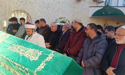 Sultanbeyli'de motor kazasında hayatını kaybeden 3 çocuk babası son yolculuğuna uğurlandı