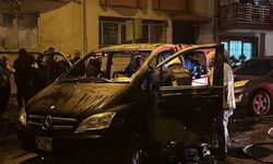 Yalova'da minibüs park edildiği sırada alevlere teslim oldu