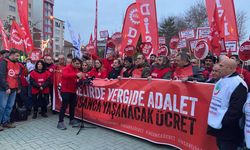 DİSK insanca yaşam talebiyle Ankara yolunda