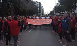 Hakları gasp edilen işçilerden çıplak ayaklı yürüyüş