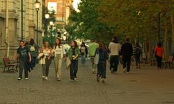Türkiye'de gençlerin yüzde 70'i ailesine bağımlı yaşıyor