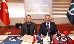 Anadolu Üniversitesi Rektörü Adıgüzel, basın mensuplarıyla buluştu