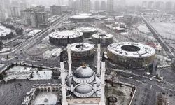 Başakşehir'de kar yağışı dronla görüntülendi
