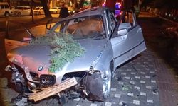 Bursa'da sabah saatlerinde korkunç kaza: 2 ağır yaralı