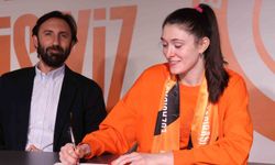 Eczacıbaşı Dynavit, Dana Rettke ile sözleşme yeniledi