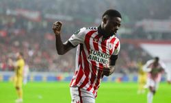 Fenerbahçe, Musaba'nın lisansını çıkardı