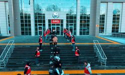 Sokak satıcılarına hava operasyonu