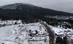 Karla kaplanan Aydos havadan görüntülendi